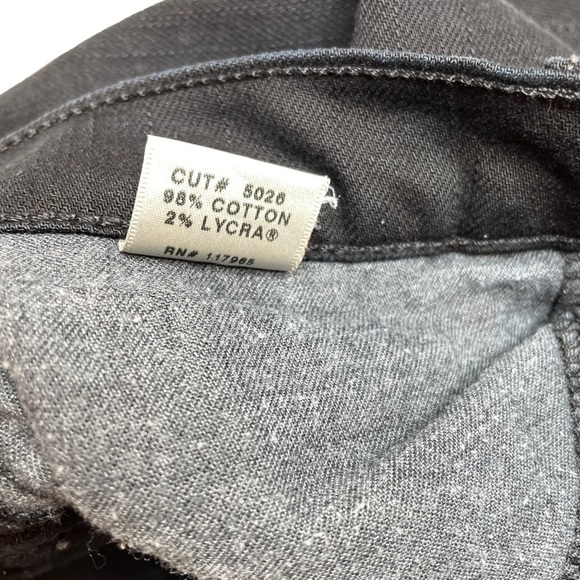 J Brand Jett Skinny Cropped Ankle Jeans Black Size 26 - Picture 7 of 9